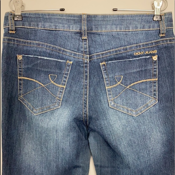 💖Donna Karan Boot Cut Women’s Jeans. - Picture 2 of 7